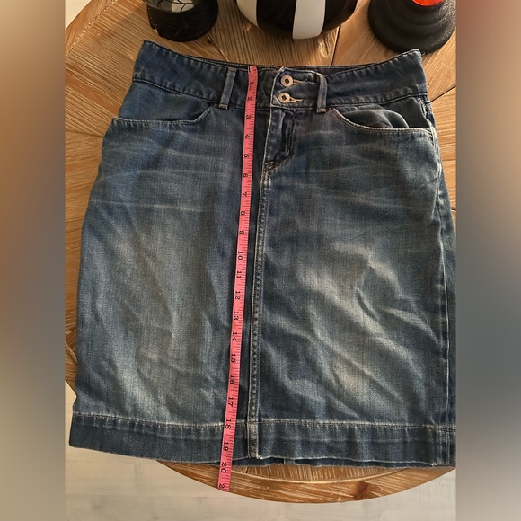 ⭐️ 2 for $10 Banana Republic Jean skirt - Picture 3 of 4